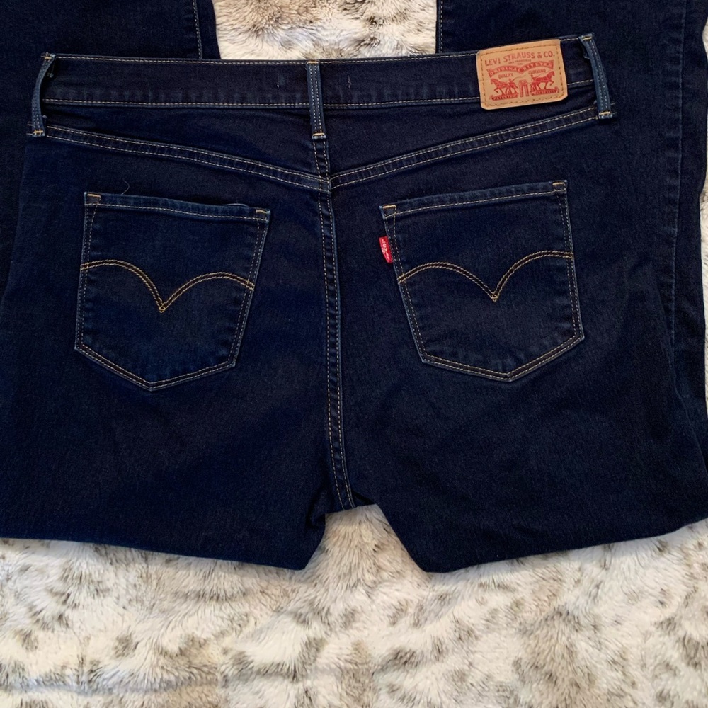 Levi’s 513 Bodyshaping Jeans Women’s 31👖